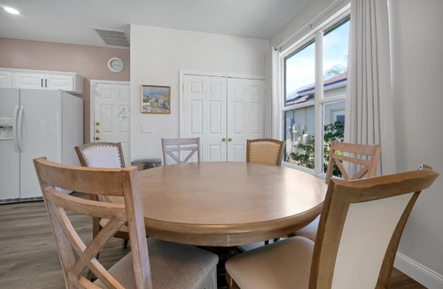 Esprit House | Updated 3BR Disney-Area Pool Home, Private Screened Pool, Peaceful Davenport