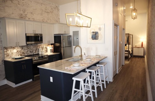 Columbia Apartment | Upscale Apartment in the Heart of Downtown Columbia!