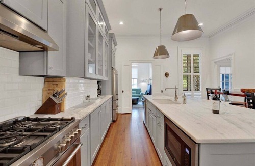 Savannah Victorian District House | Upscale Townhome Savannah, Steps to Forsyth Park