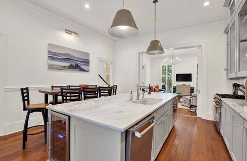 Savannah Victorian District House | Upscale Townhome Savannah, Steps to Forsyth Park