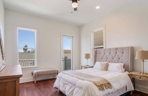Faubourg Delassize Cottage | Uptown Cottage Sleeps 5