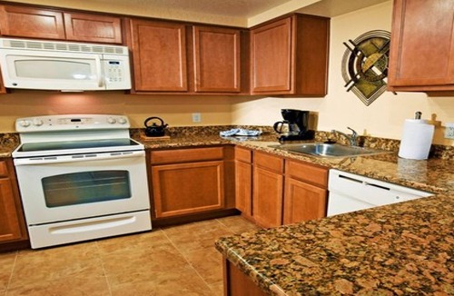 Celebration Condo | Vacation Village at Parkway near Disney!
