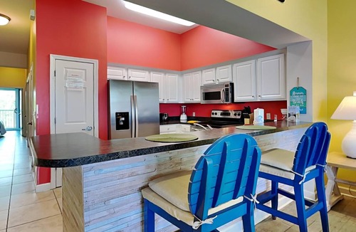 Ono Island Condo | Villagio #C244 | Near Beach and Fun Attractions!