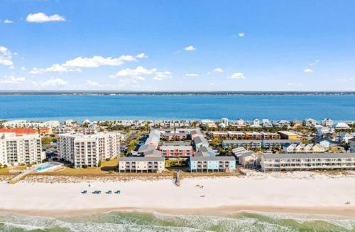 Pensacola Beach House | Villas on the Gulf J6
