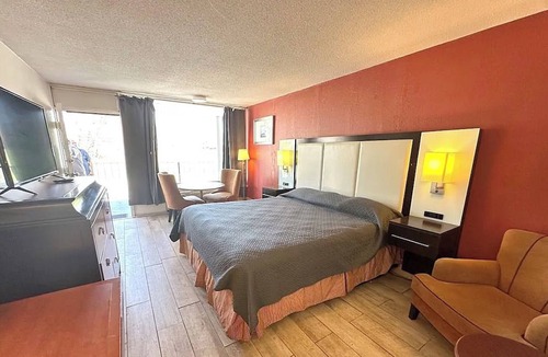 Stuart Hotel | Virginian Motel