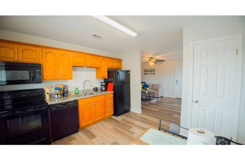 Biloxi House | 🔥WALK 2 BEACH❤️ | SLEEPS 6 & NEARBY GO KART