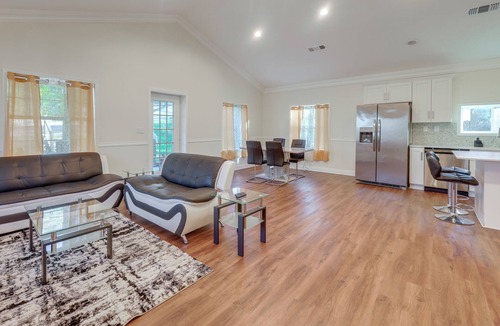 Crestwood South House | Walk to Avondale Eats & Brews: Urban Getaway