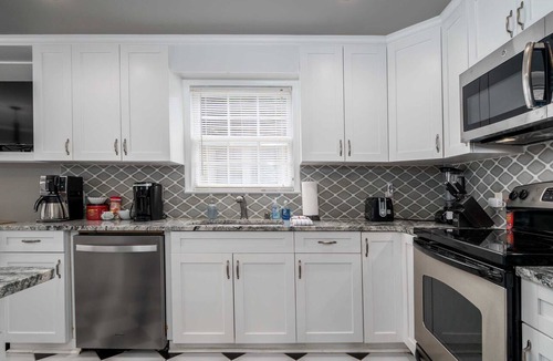 Tuscaloosa House | Walk to Campus - 3BR- Gameday Headquarters!