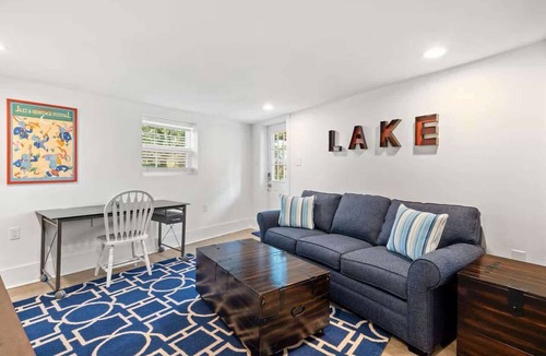 Esplanade Ridge Apartment | Walk to Jazz Fest, Central Location Under the Oaks