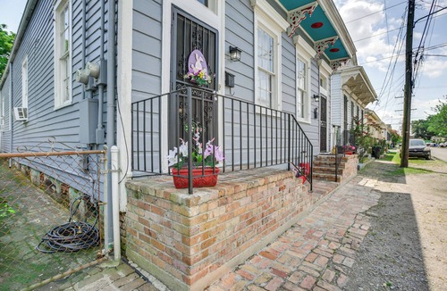 Faubourg Delachaise House | Walk to Magazine St: NOLA House in Irish Channel!