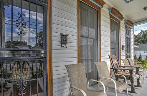 Black Pearl House | Walk to River, Tram & Zoo: Classic NOLA Home!