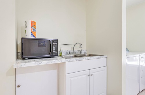 Mobile Apartment | Walkable Mobile Apartment w/Fenced-In Yard