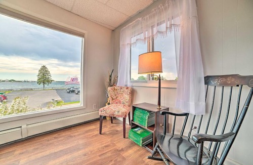 St Ignace House | Walkable St Ignace Condo w/Lake Huron Views