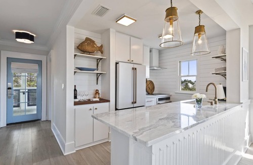 Watercolor Condo | Walking to the Beach, Dining and Shops