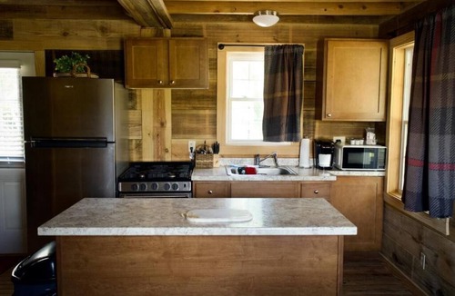 Ashburn Cottage | Wanee Lake Golf & RV Resort