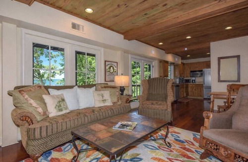 Dadeville House | Water front Home w/Dock | Lake Martin | Best View