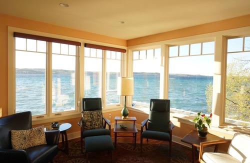Suttons Bay House | Waterfront 4 bed/4 bath in the heart of wine country.