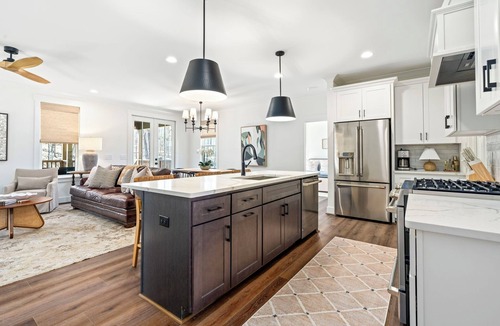 Dadeville House | Waterfront 4 bedroom house on beautiful Lake Martin, AL - sleeps 10
