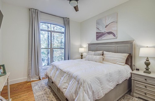 Tougaloo House | Waterfront Home w/3 Decks, Fire Pits and Hot Tub!