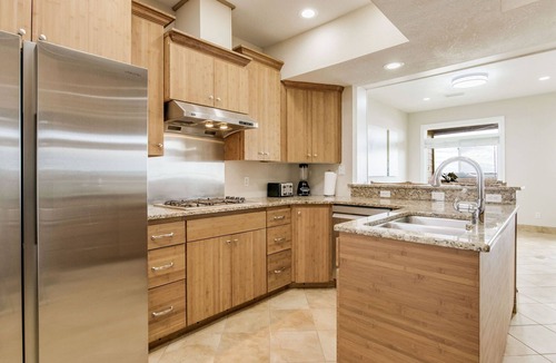 Ono Island House | Waterfront, Ken's Tranquil Harbor, Near NAS. Boater & Pet-Friendly!