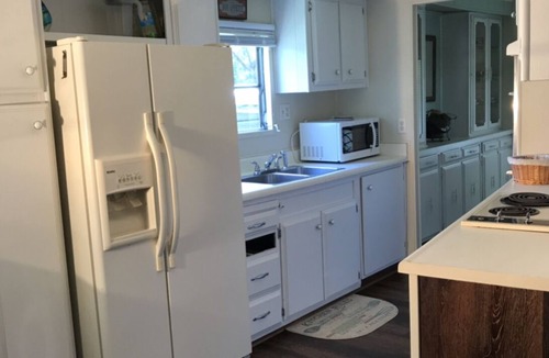 Satsuma House | Waterfront,new dock;relax& fun:sleeps six,two full baths. Allow one sm - med dog