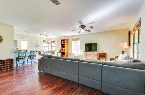 Pass Christian House | Waterfront Pass Christian Oasis ~ 2 Mi to Beach!