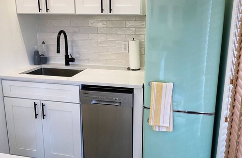 St. Augustine Cottage | Waterfront Retreat, Pool & Rooftop Deck - 2 Bed Cottage, Kitchen, Great Location