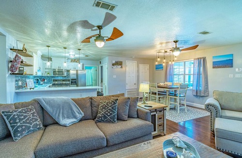 Gulfport House | Waterfront W/Private Dock Fishing Pet Friendly