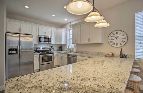 Waveland Cottage | Waveland Home Near Beach: Pets Allowed!