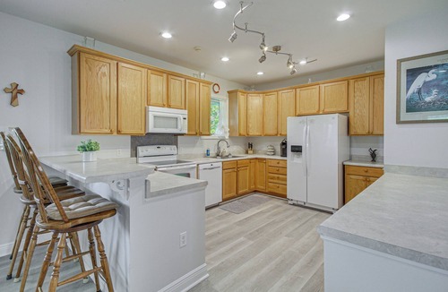 Waveland House | Waveland Vacation Rental - Walk to the Beach!