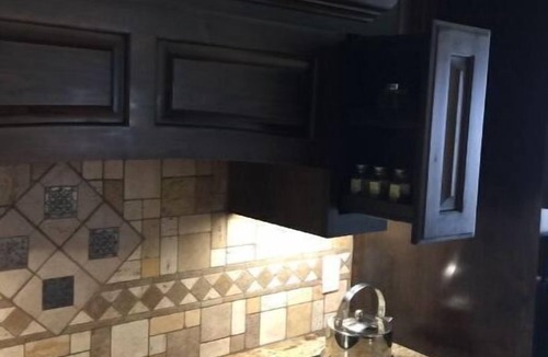 Center Ridge House | We invite you to experience The Alexandrite! Learn more at thealexandrite.us
