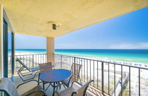 Orange Beach Condo | WEEKLY SPECIALS! ~ 2 Bedroom ~ BEACH FRONT! 6th FLOOR ~ Phoenix I