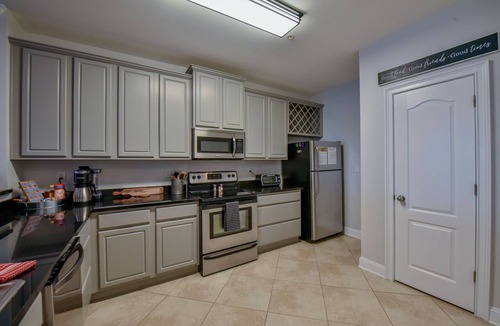 Tuscaloosa Condo | Welcome to Tusk-Away!