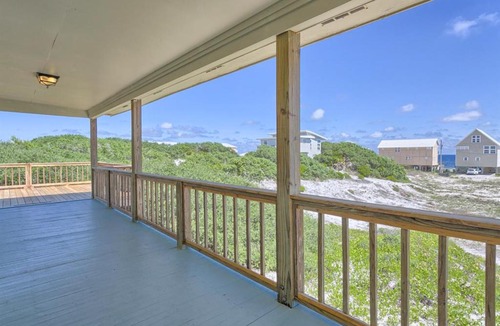 Surf Side Shores House | Well and Fair by Meyer Vacation Rentals