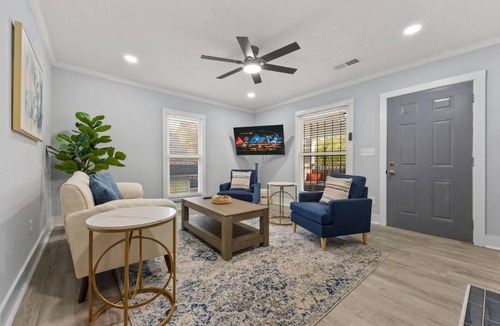 West End Apartment | West End Duplex w/Patio Near BeltLine