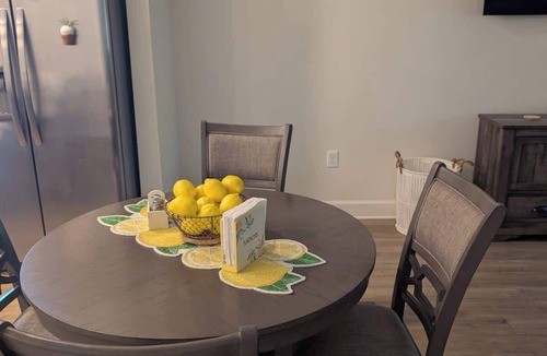 Mobile Apartment | West Mobile Farmhouse Fun