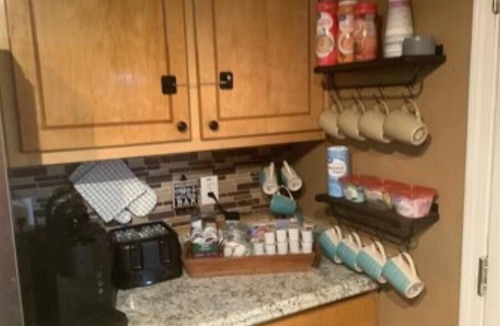 Ellenwood House | Where families & dogs dream 4BR home sleep 12 near ATL pool table Fun House BBQ