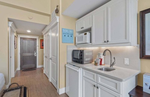Baytowne Wharf Condo | Whispering Palms 3501-Retreat-Sleeps 4