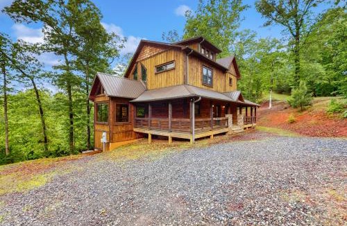 Blue Ridge House | Whispering Woods