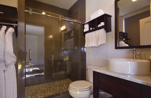 Biloxi Hotel | White House Hotel