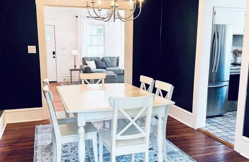 St. Augustine House | White Lily Cottage, White Lily Cottage