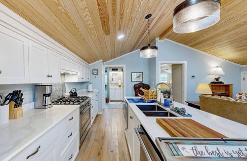 Tylertown House | Windmill Trails Dairy Cottage + Barn Loft