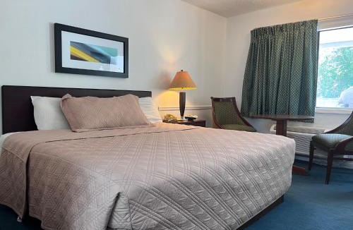 Grove Hill Hotel | WINDTREE INN