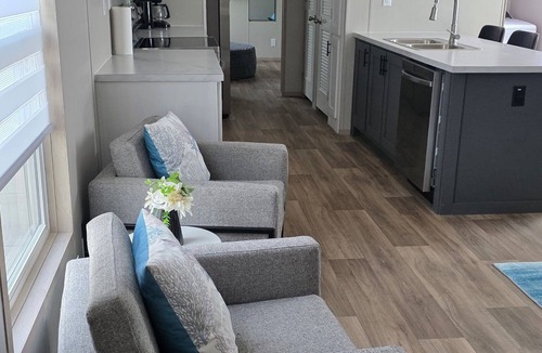 Ono Island House | Wonderful 2-bedroom mobile home with AC in Pensacola