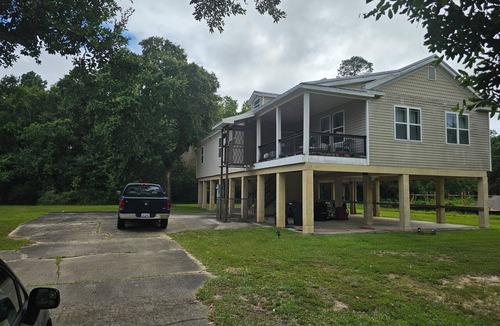 Waveland House | Wonderful 3-bedroom house in tranquil Waveland perfect for relaxing getaway