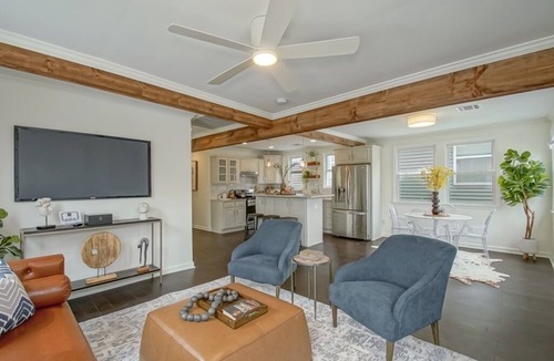 Broadmoor House | Wonderful 3-bedroom house with AC in vibrant New Orleans