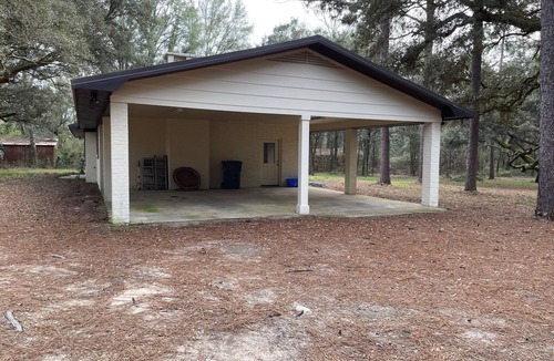 Loxley House | Woodland River Retreat Cozy, quiet, well-appointed home near Fairhope