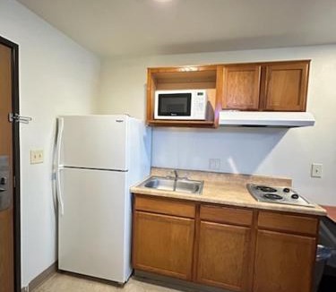 Columbus Hotel | WoodSpring Suites Columbus near Fort Benning