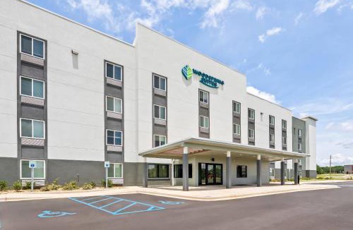 Prattville Hotel | WoodSpring Suites Prattville - Montgomery North