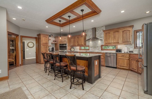 Greensboro House | WOW! 20% Off Until 2027, Huge View, Pointe Lot, Dock, Pontoon, 7 Bedroom; WOW